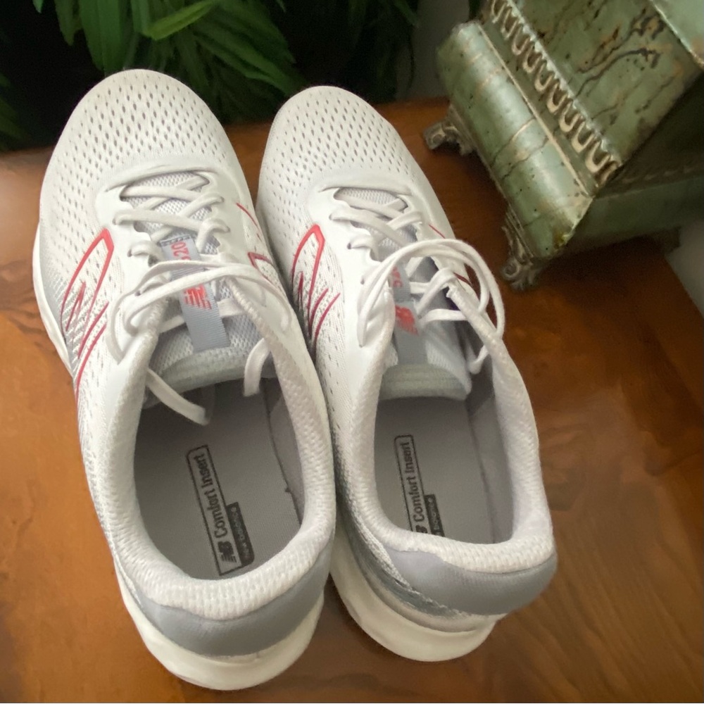 New Balance Light Gray Athletic Shoes - Picture 8 of 9